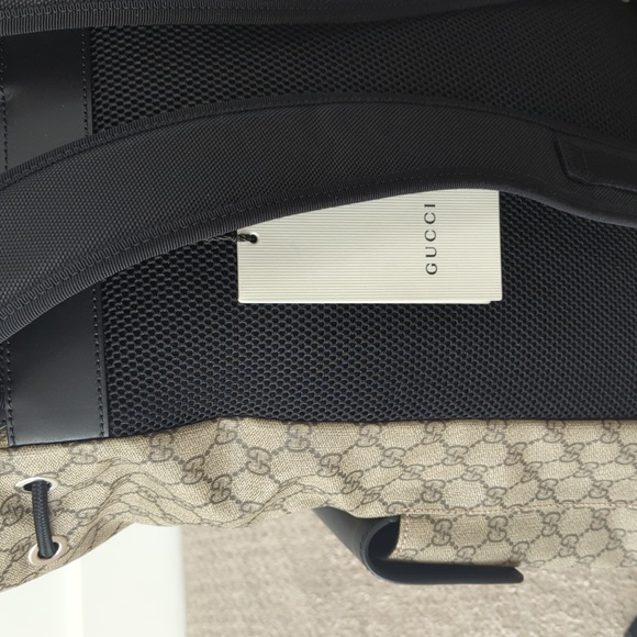 Gucci Soft GG Supreme Backpack NWT - Picture 4 of 6